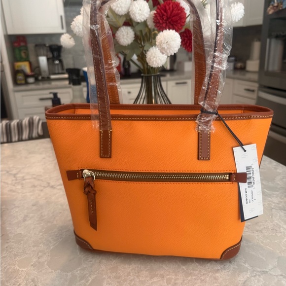 Dooney & Bourke small Charleston tote - Picture 4 of 9